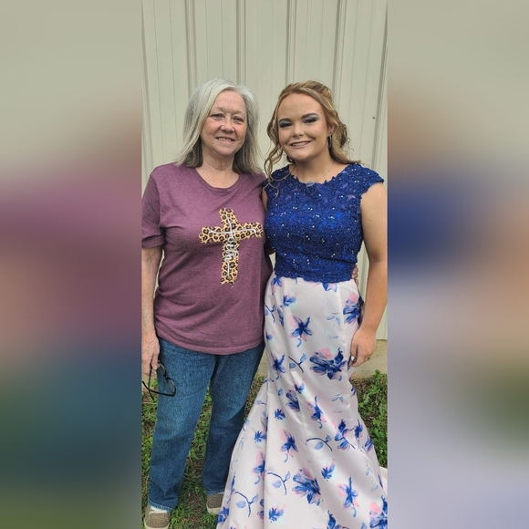 TWO PIECE PROM DRESS - Picture 2 of 4